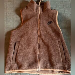 NIKE WOMENS VEST
